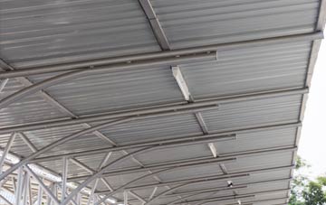 installing Dalneigh metal roofing